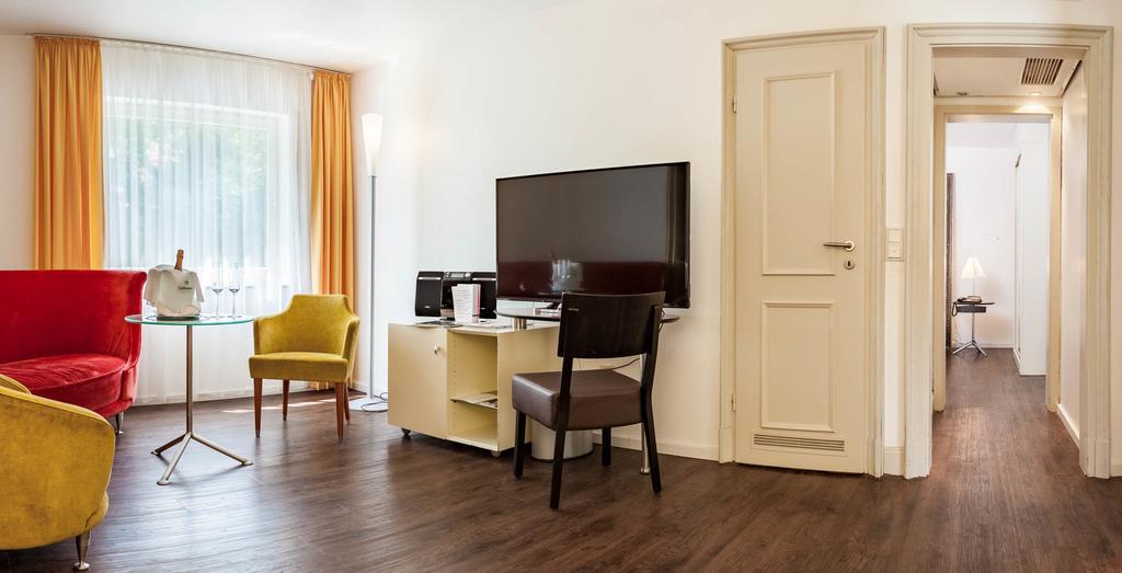 Hotel Der Lennhof Dortmund Exteriör bild
