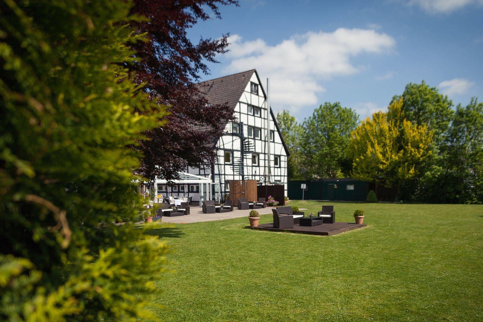 Hotel Der Lennhof Dortmund Exteriör bild
